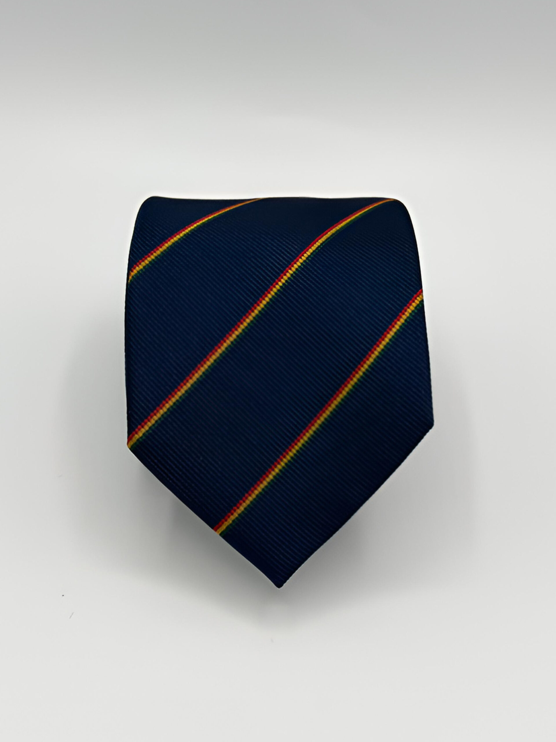 Krawatte Frontseite Fotor 20250910122136